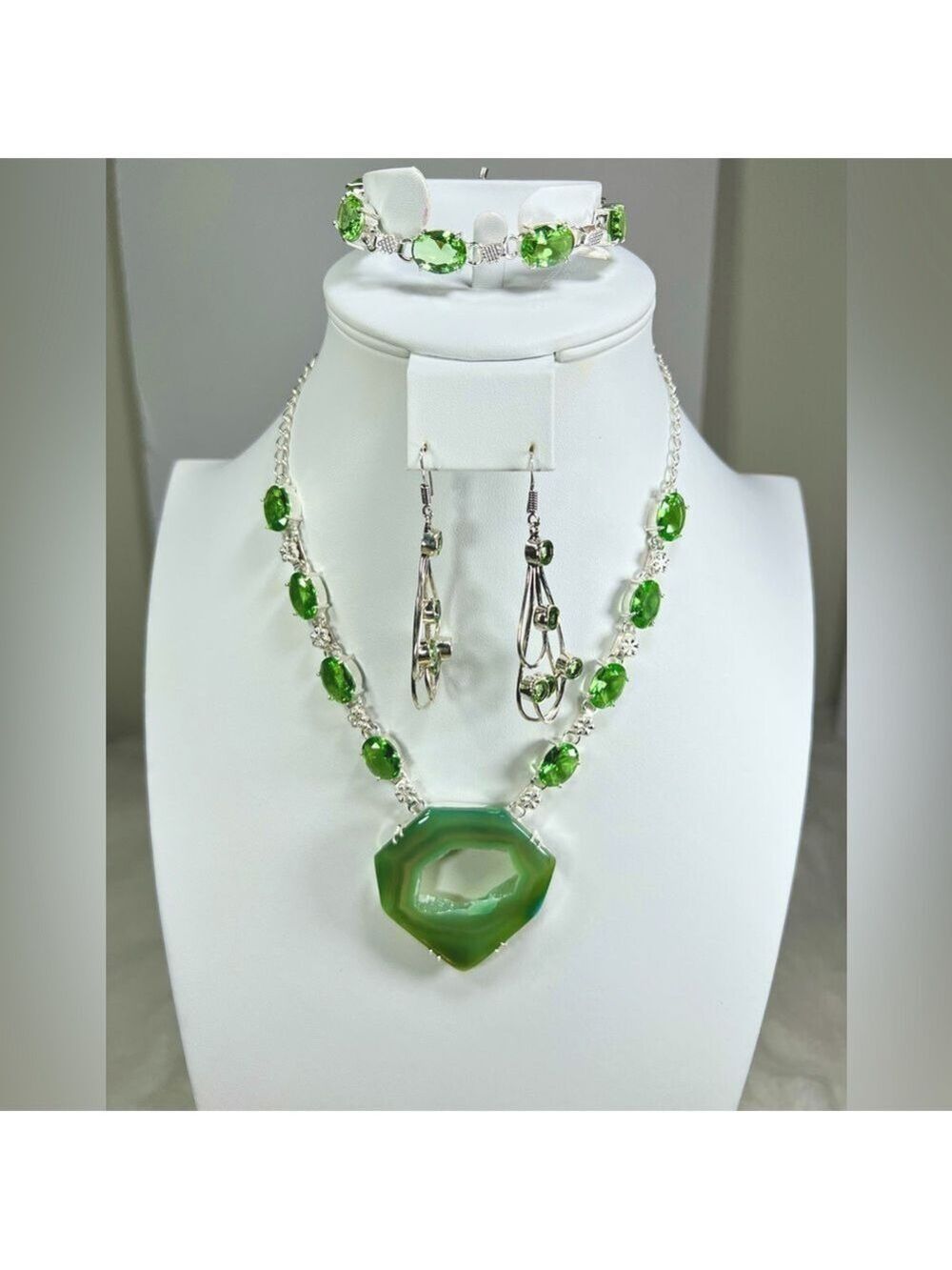 Green Solar Quartz Large Gemstone Necklace & Bracelet ONLY - Picture 5 of 9